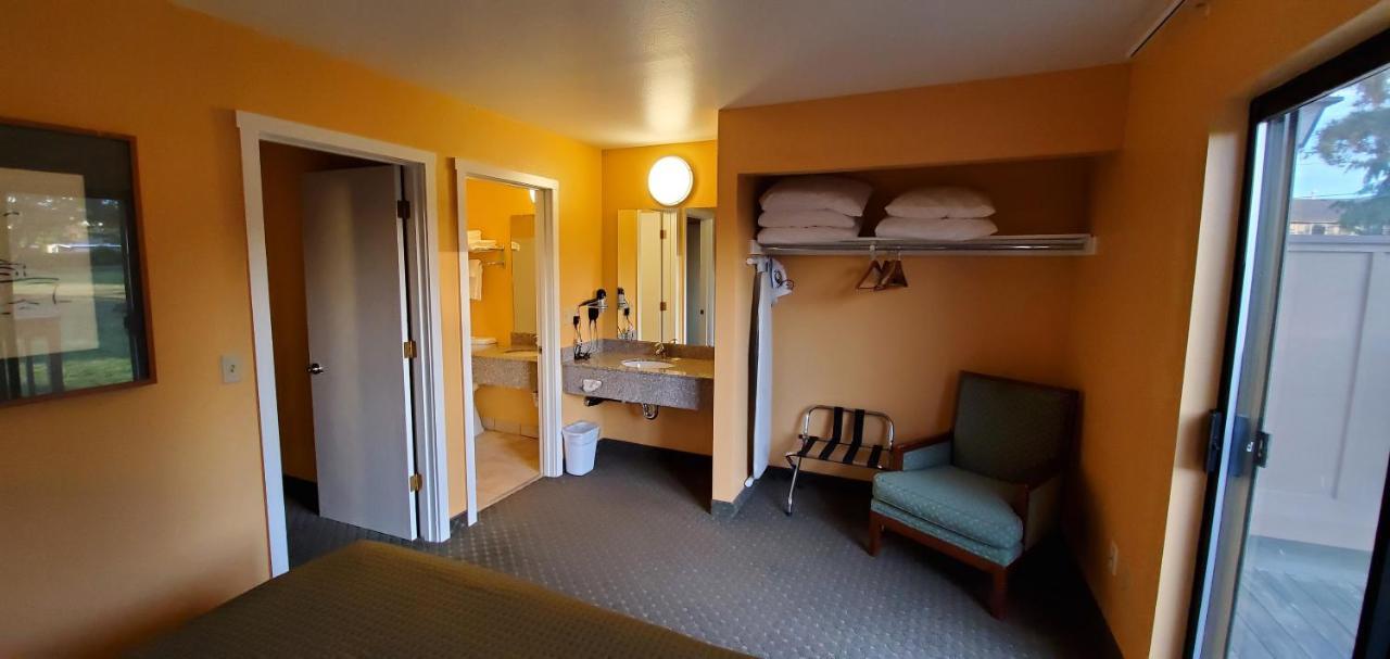 Olympic View Inn Sequim Exteriér fotografie