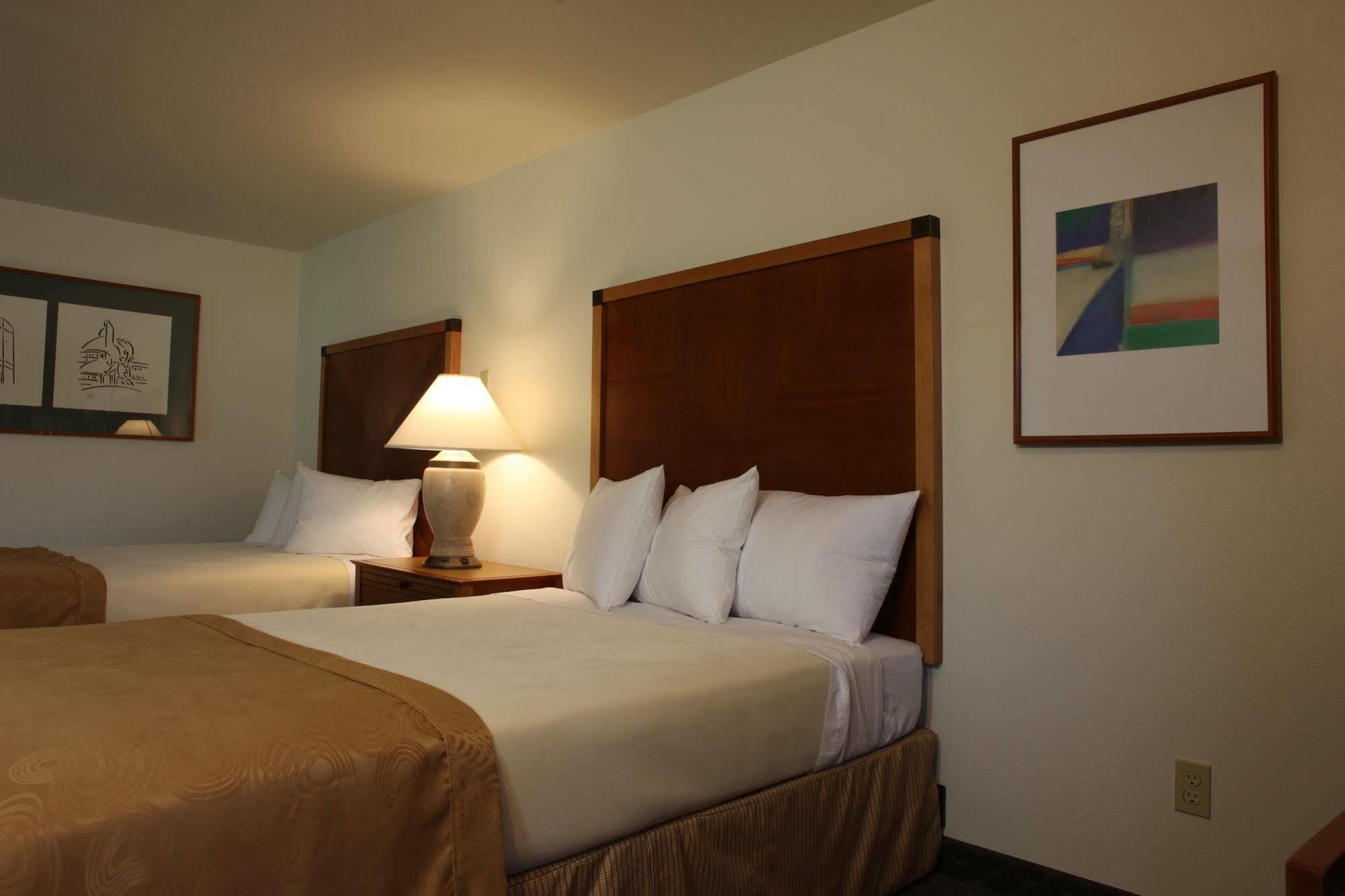 Olympic View Inn Sequim Exteriér fotografie