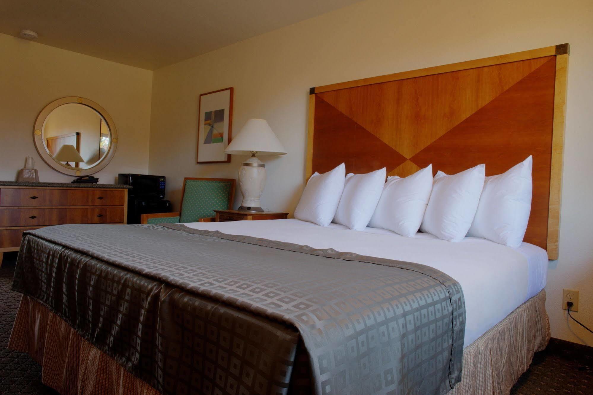 Olympic View Inn Sequim Exteriér fotografie